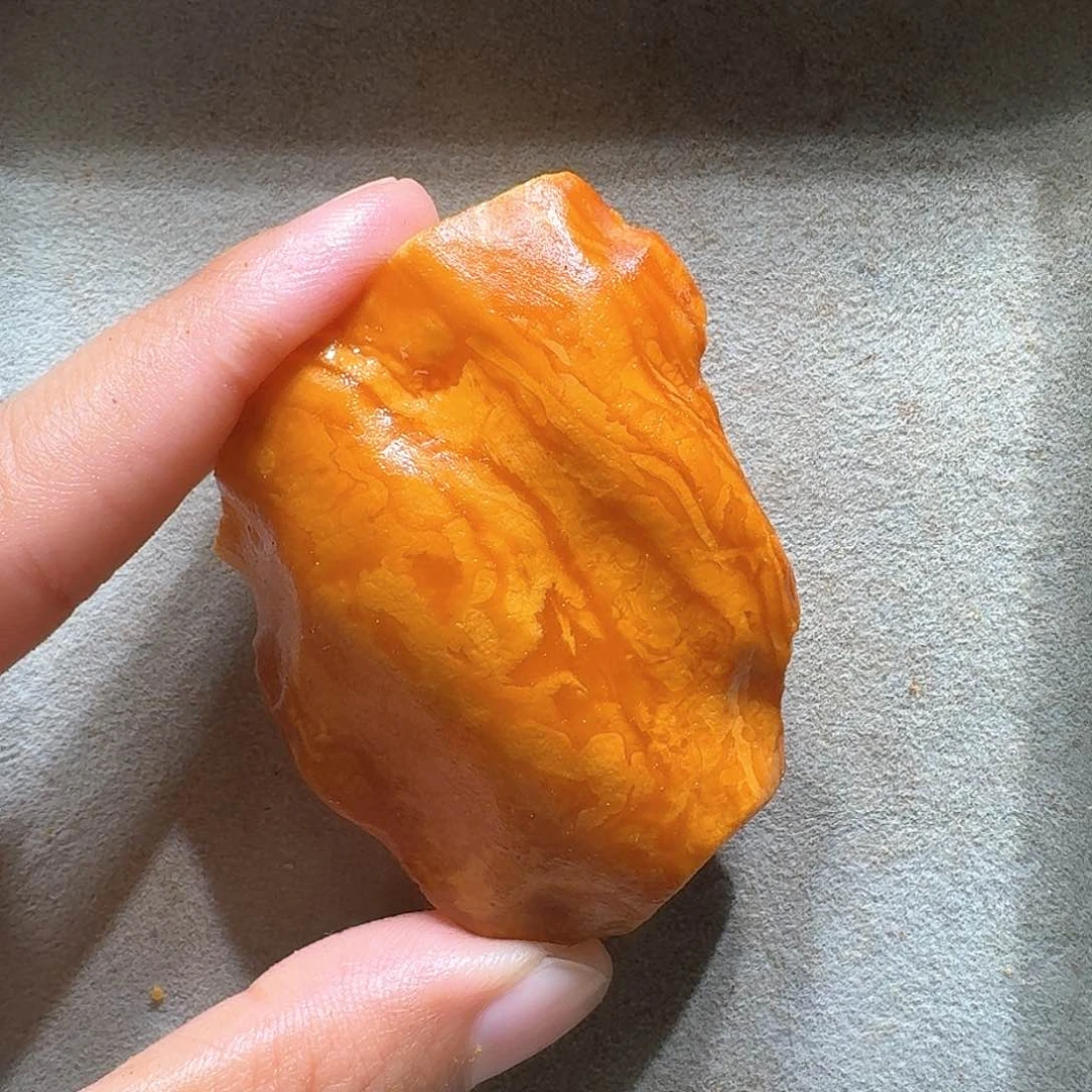 定制琥珀未镶嵌定制