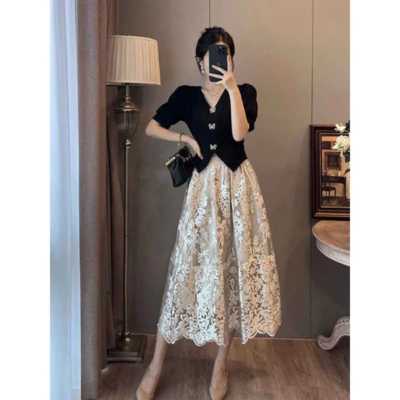 大码胖mm法式蝴蝶扣洋气显瘦衬衫女夏季新款百搭气质半身裙两件套