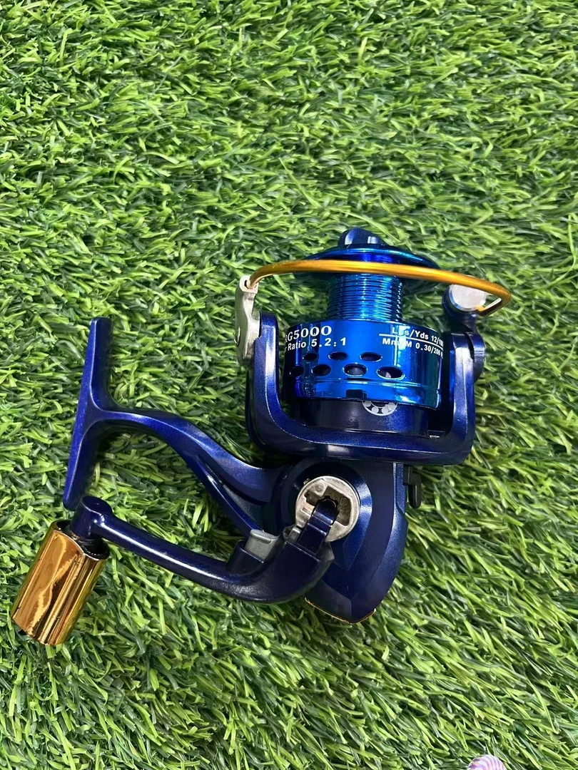 8纺车轮蓝色便携折叠摇臂金属机芯金属轴承鱼线轮  龙马料线杯