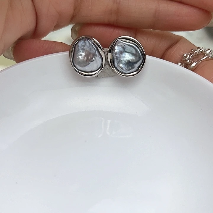 银S925镶嵌海水珍珠耳饰