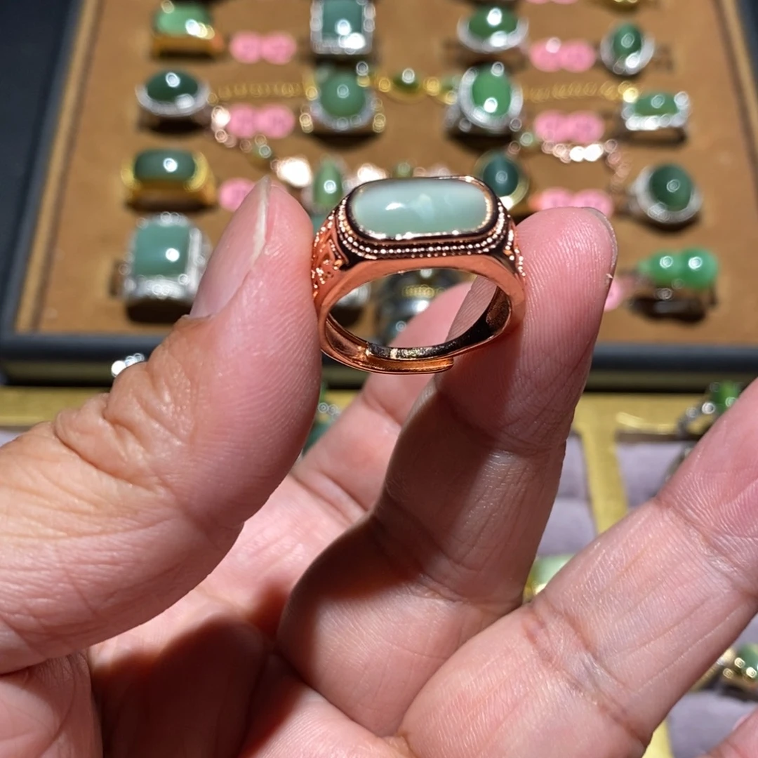 和田玉（碧玉）戒指未镶嵌