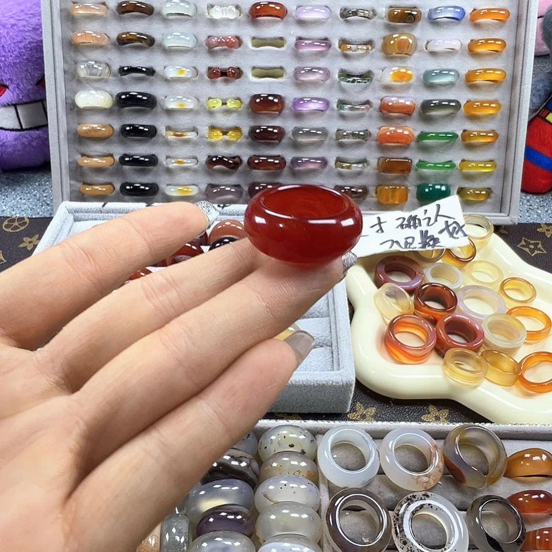 涩***谷玛瑙/玉髓未镶嵌戒指B18不退换18.2港18