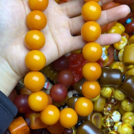 琥珀未镶嵌手链蜜蜡