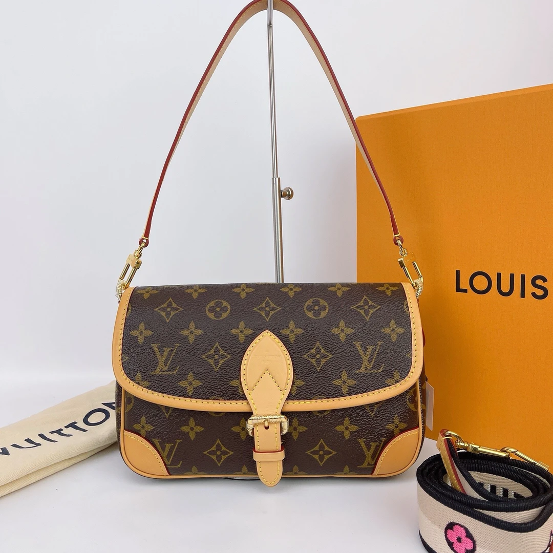 95新 LouisVuitton/路易威登 LV棕色老花法棍芯片单肩包底24 D870