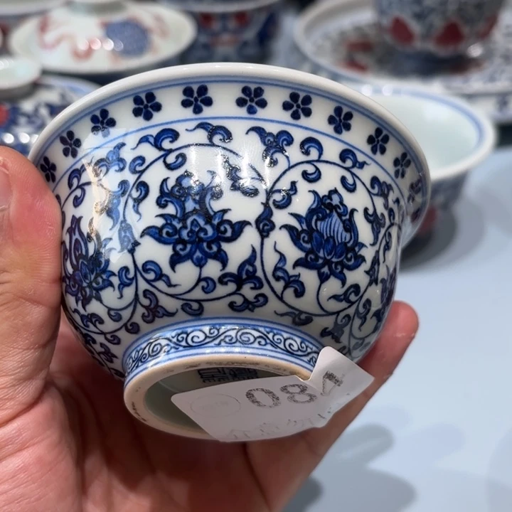 瓷片饿的时候吃一口