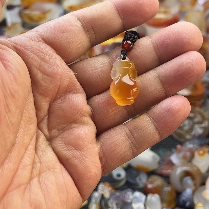 玛瑙/玉髓未镶嵌颈饰