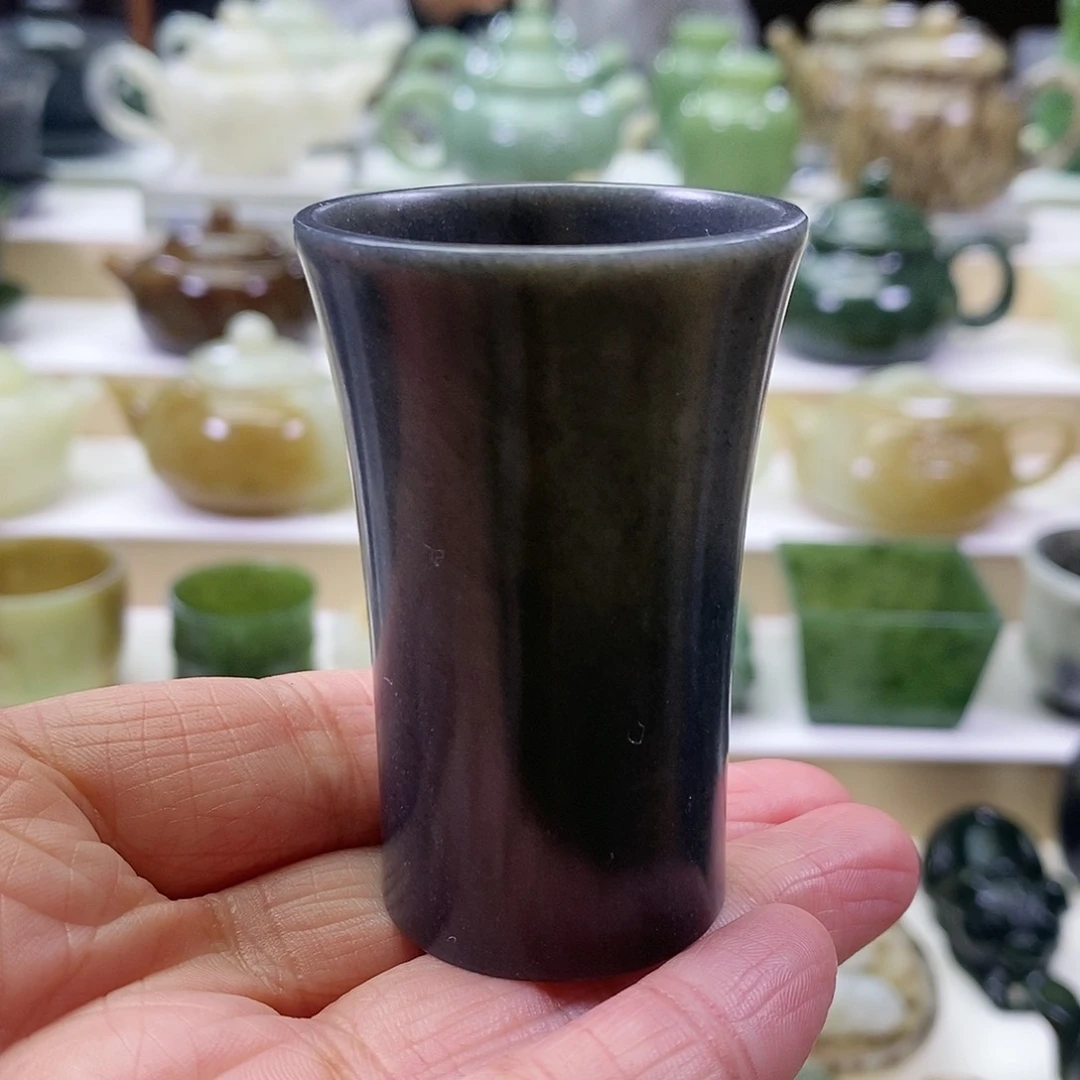 和田玉茶杯未镶嵌