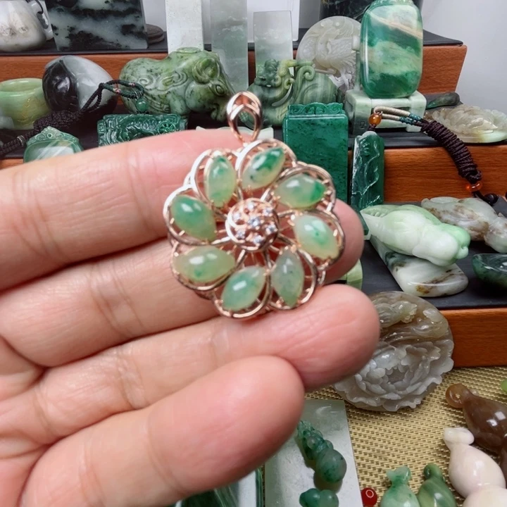 壹***哥独山玉未镶嵌珠宝半成品