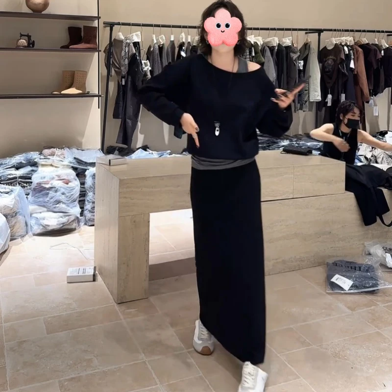 2025秋款设计感背心上衣假两件+开叉高腰直筒半身裙LK2505616