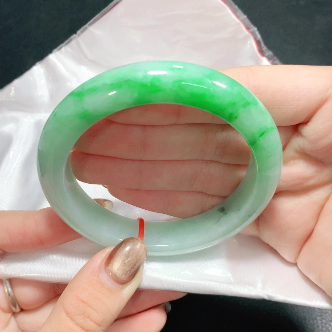 翡翠未镶嵌手镯56圈1669