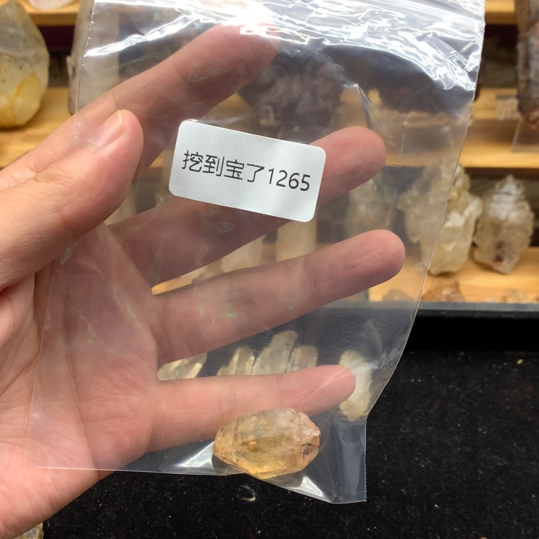 星***愈未镶嵌珠宝半成品水晶