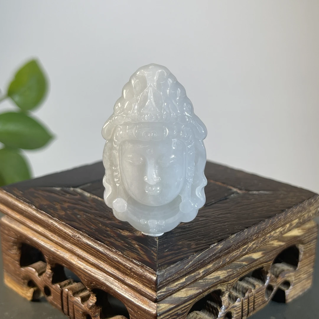 JSW03-39   天然缅甸A货翡翠  观音首