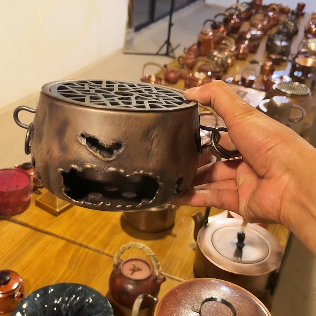 小丑炉手工锻打工艺