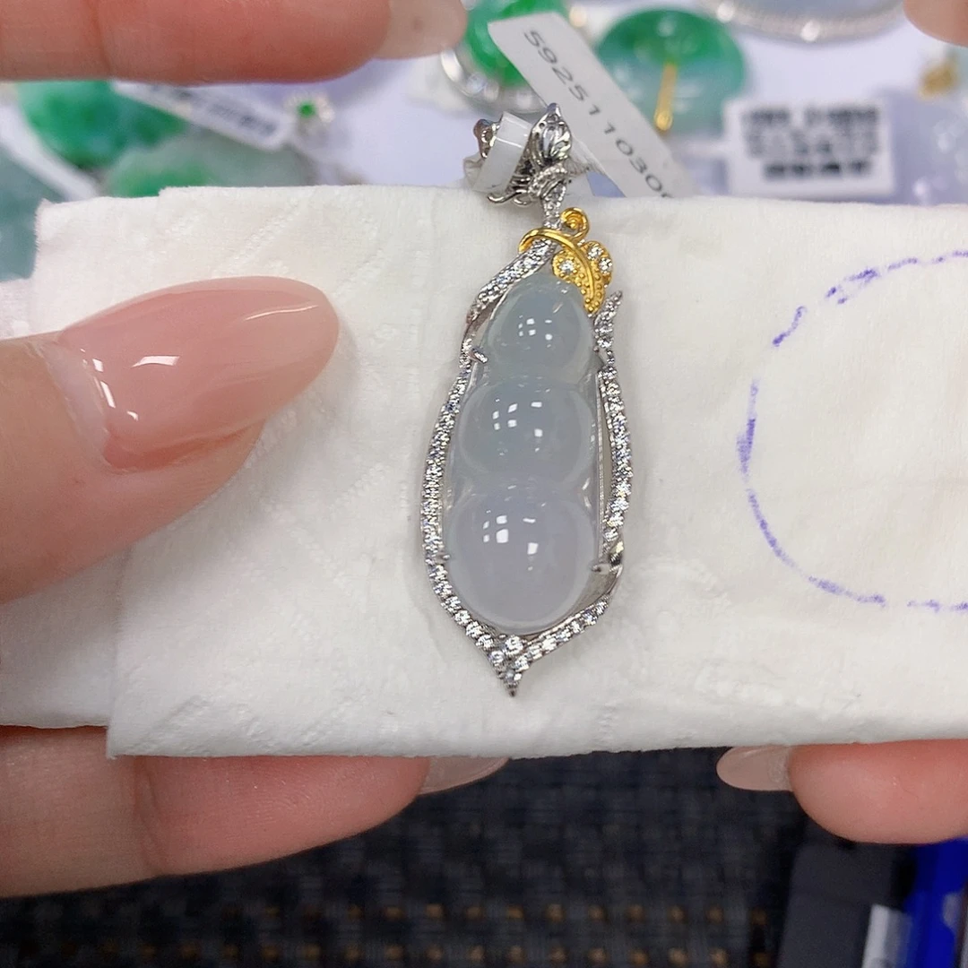 翡翠银S925镶嵌颈饰天然翡翠a货 百元以上9米证书费自理