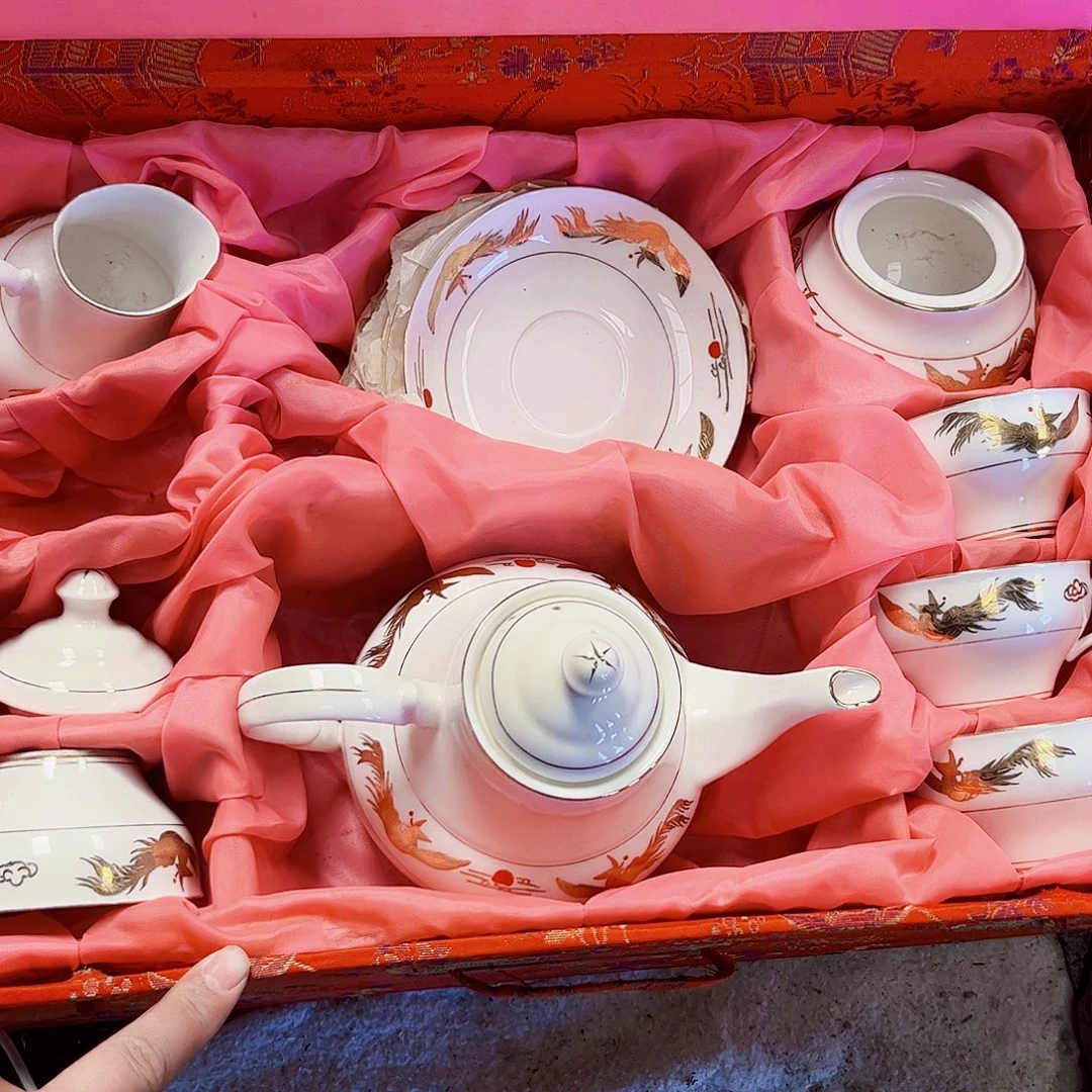 摆件，烧制问题都是正常的62一壶四个杯子