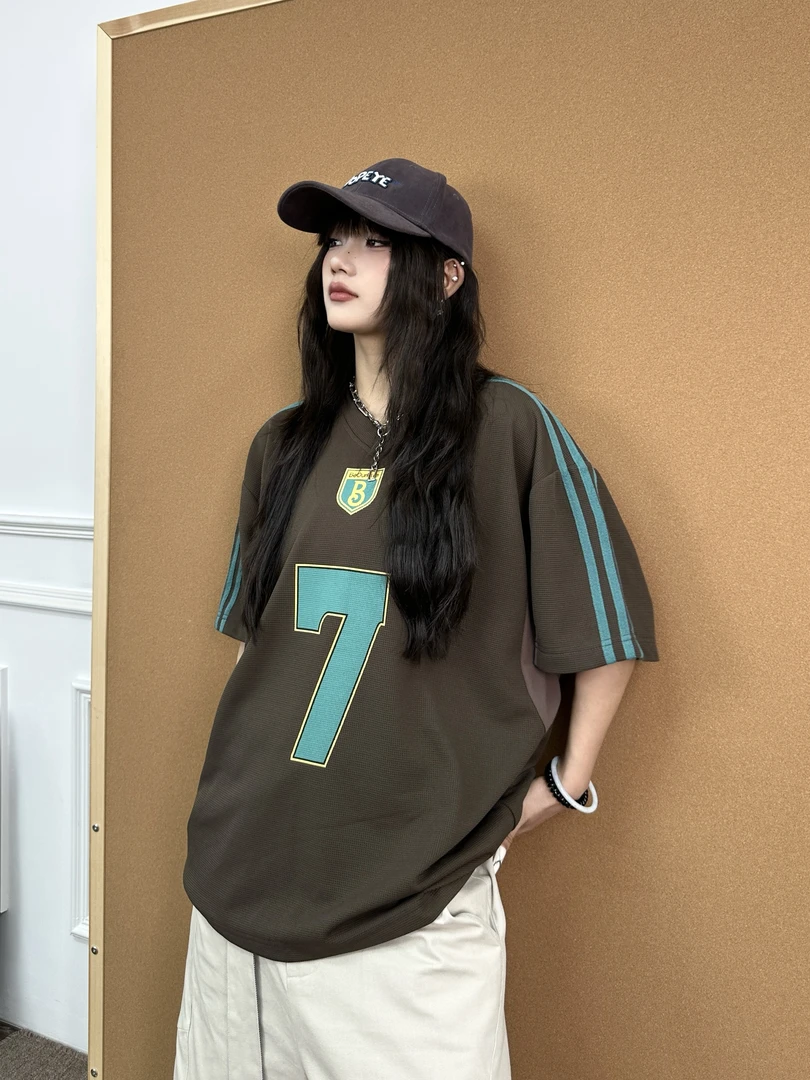 BeOurRule 拼接徽章印花三条杠V领男女运动短袖T恤宽松球衣夏上衣