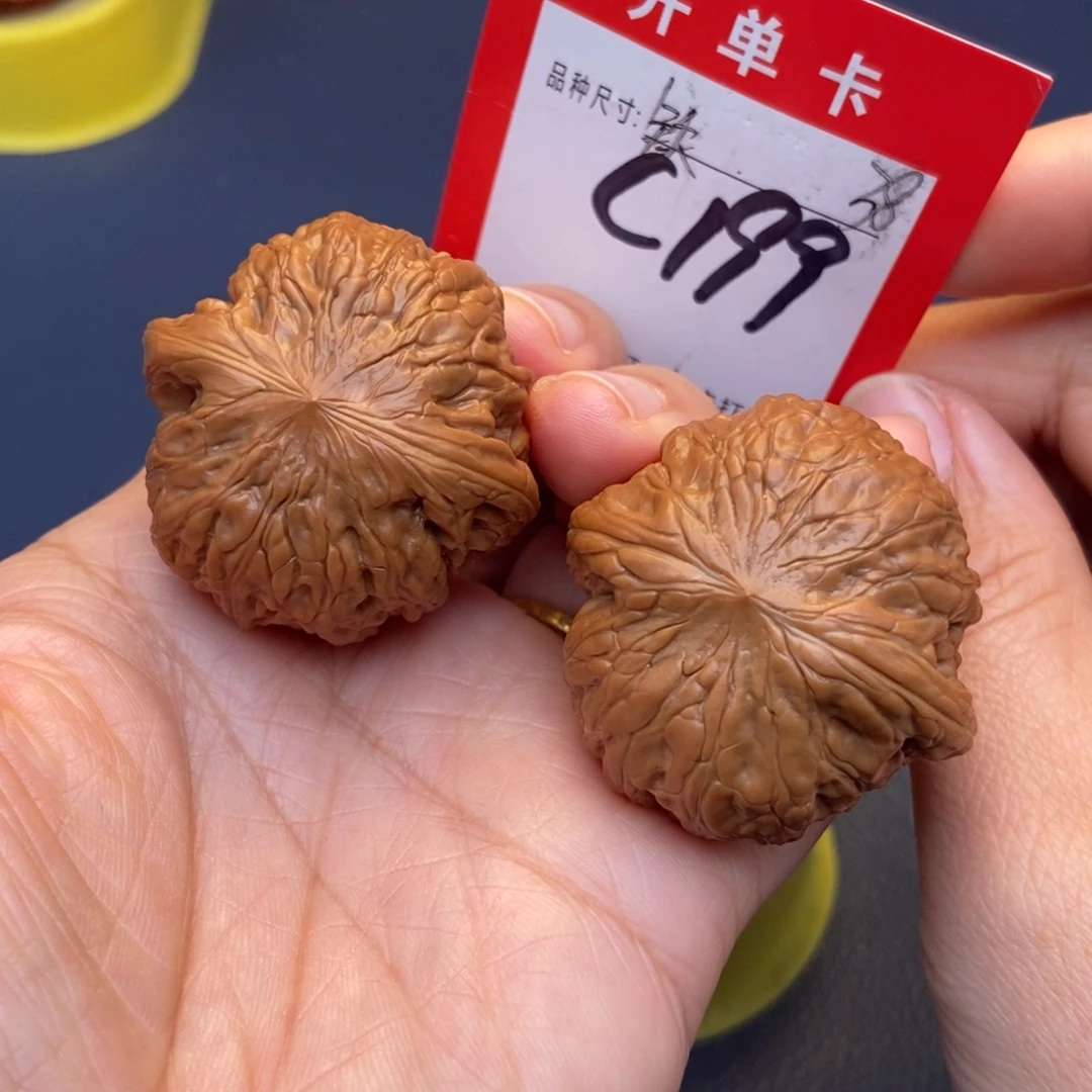 文玩核桃吊坠文玩核桃