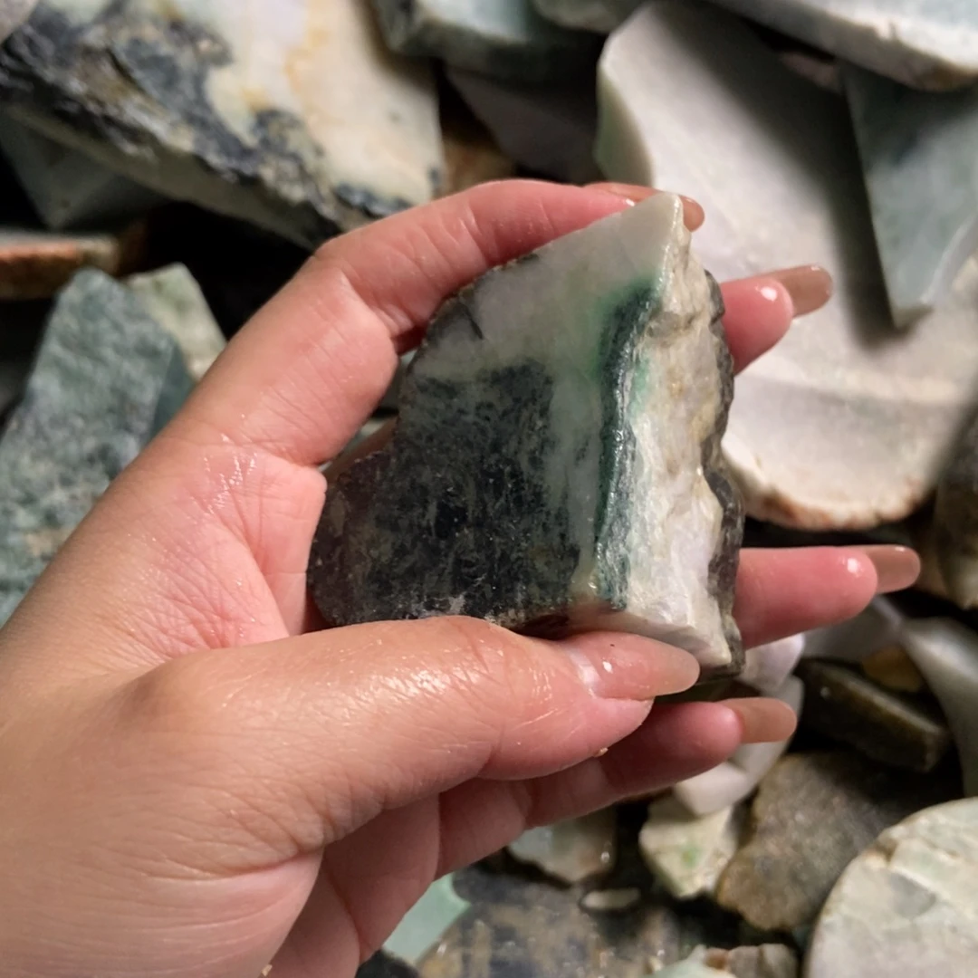 翡翠未镶嵌挂件天然翡翠