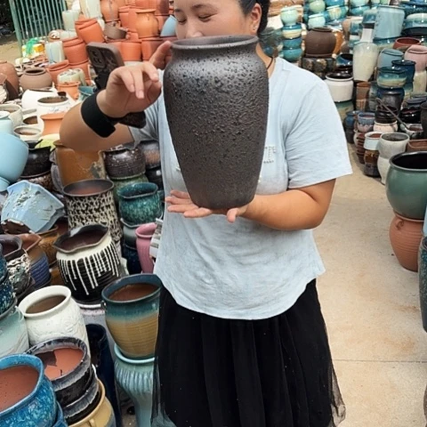 16口29高瑕疵一个盆子。