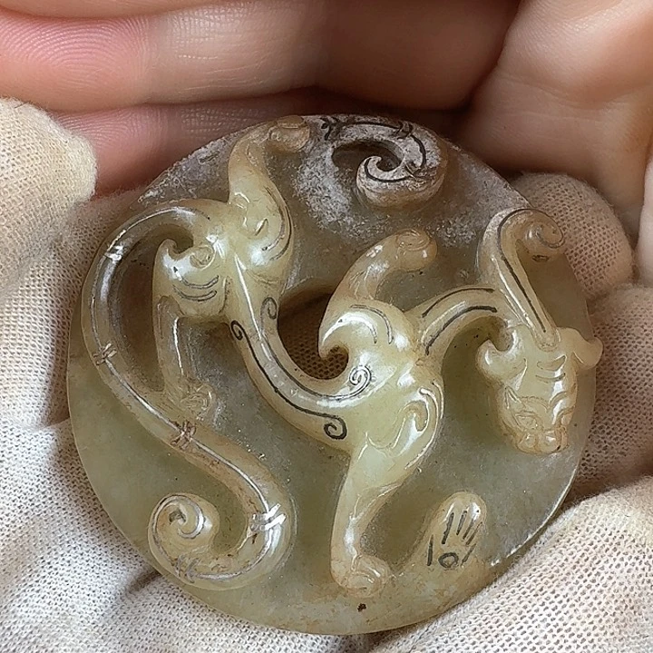 和田玉挂件未镶嵌正*