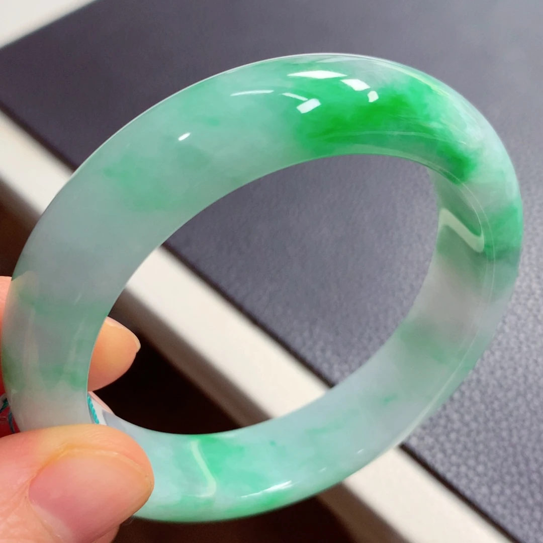 未镶嵌手镯翡翠翡翠