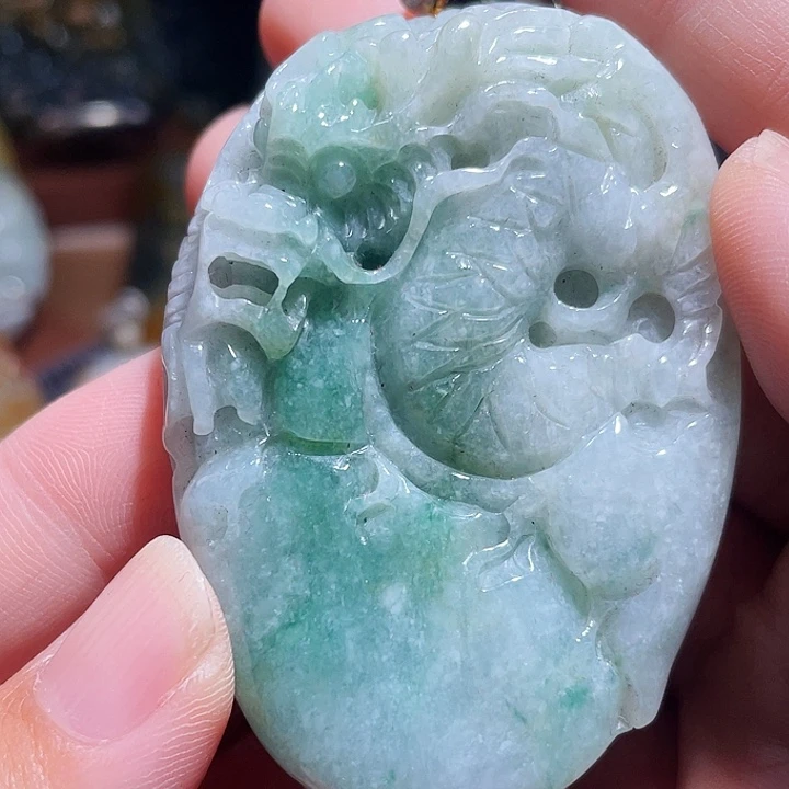 翡翠未镶嵌颈饰111111111111