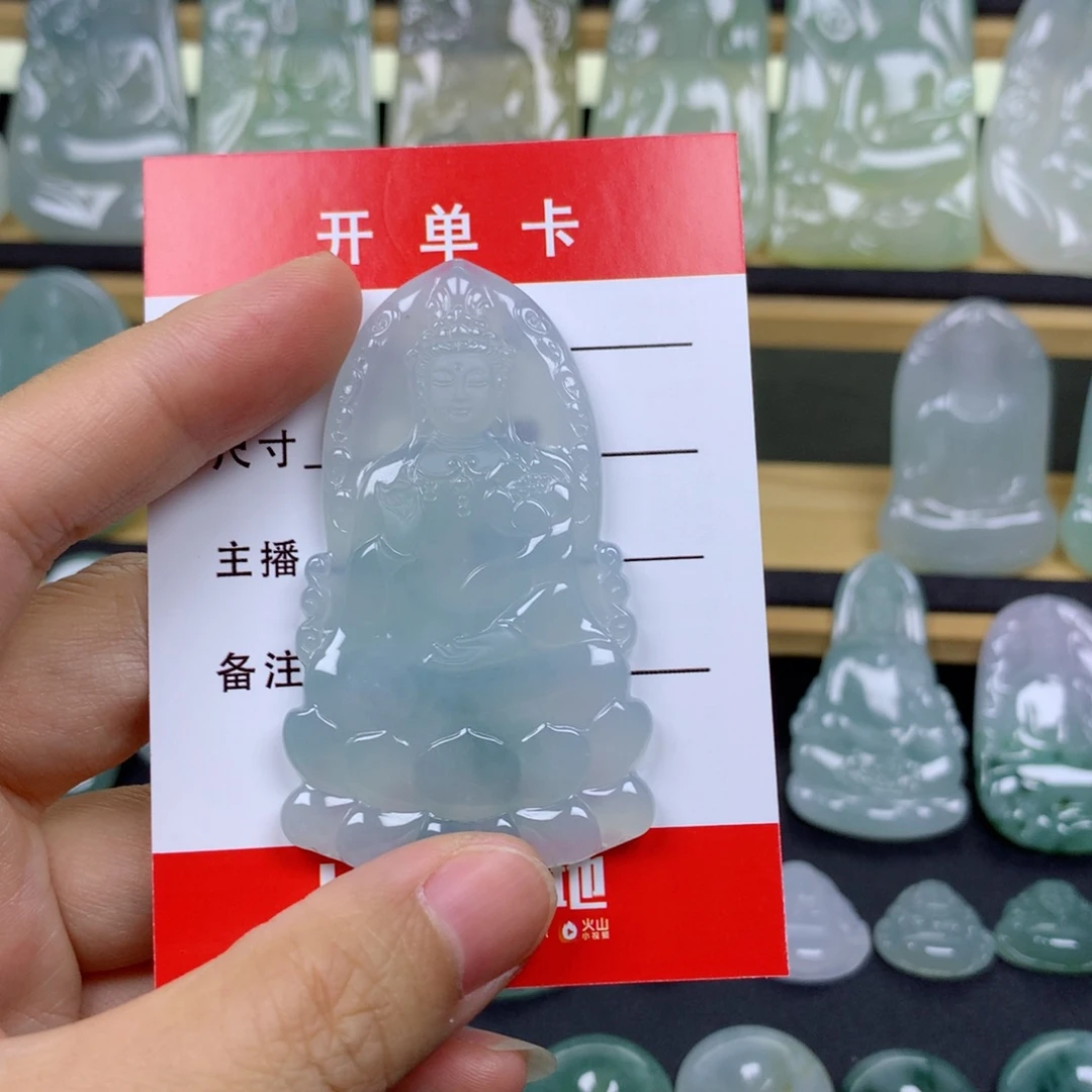 *****颈饰未镶嵌翡翠观音