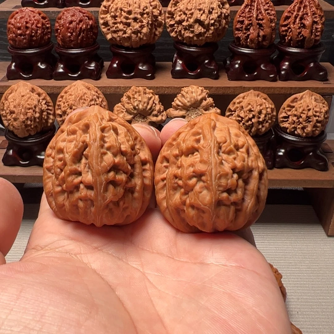 把件文玩核桃42红锦鲤