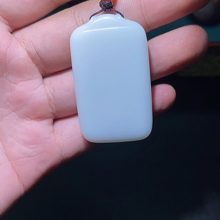 A***y和田玉未镶嵌颈饰CC