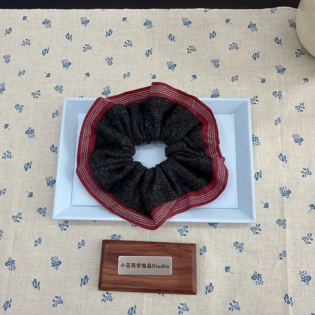 韩国发饰2025秋冬新款气质灰色酒红色毛线针织发圈大肠圈头饰头绳