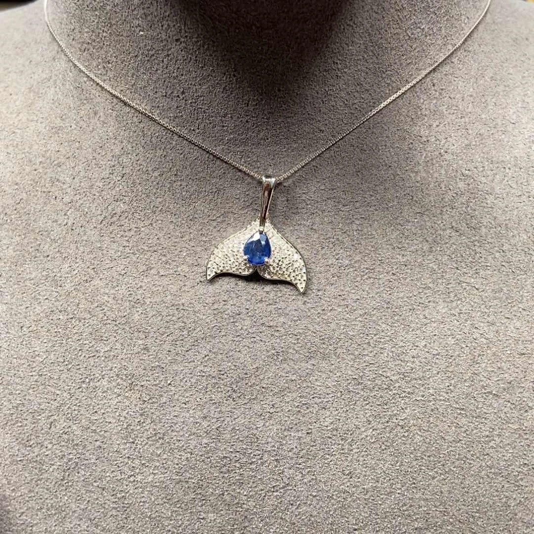 蓝宝石颈饰银S925镶嵌