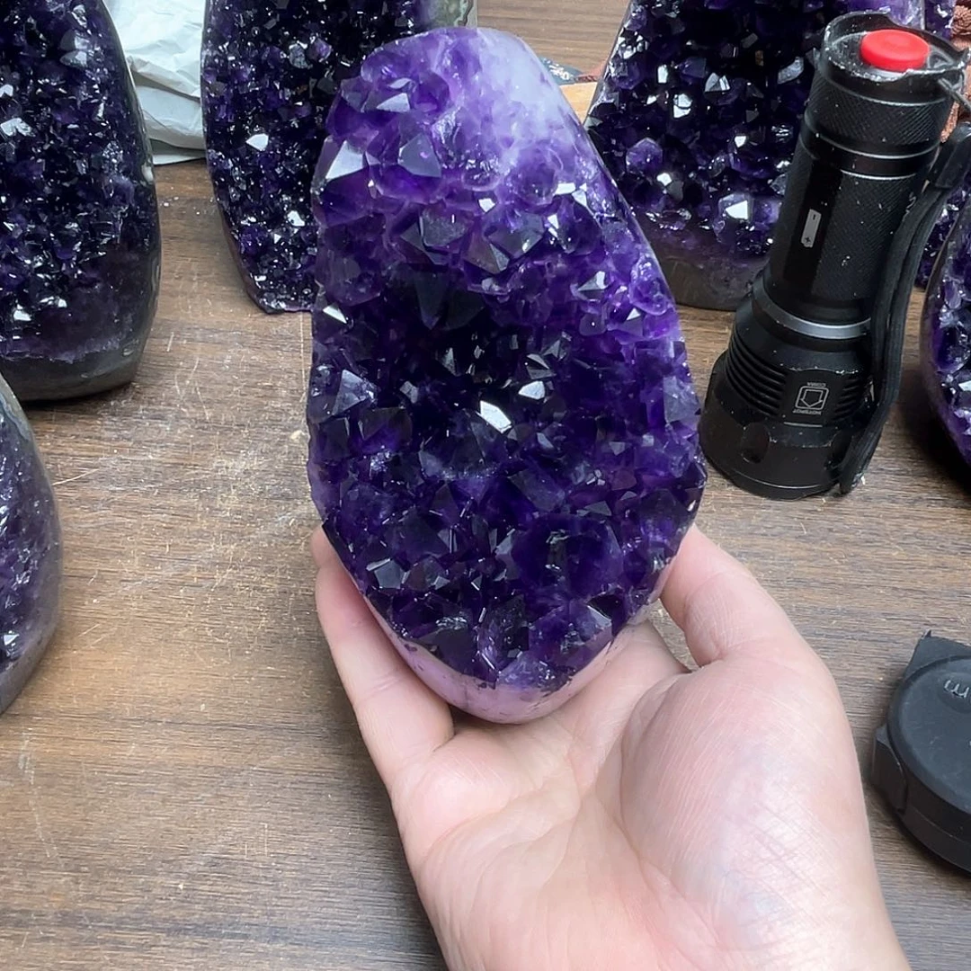 紫晶大型摆件（非配饰）未镶嵌贫****活