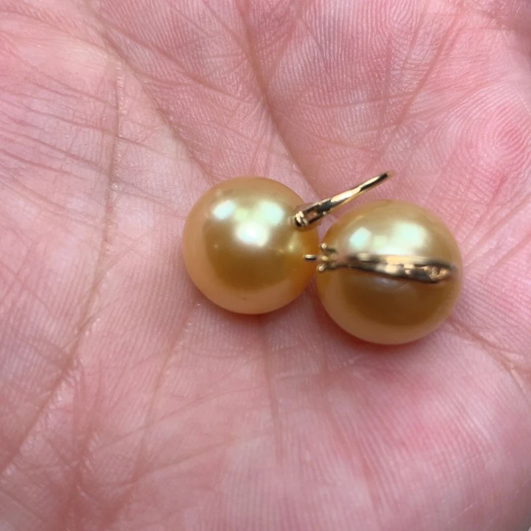 海水珍珠耳饰18K金镶嵌