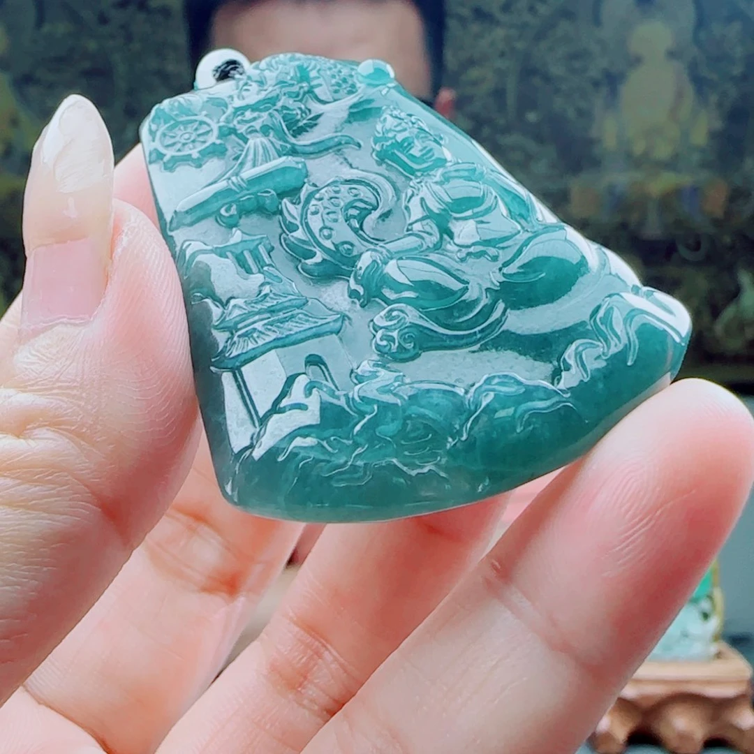 翡翠未镶嵌颈饰1211