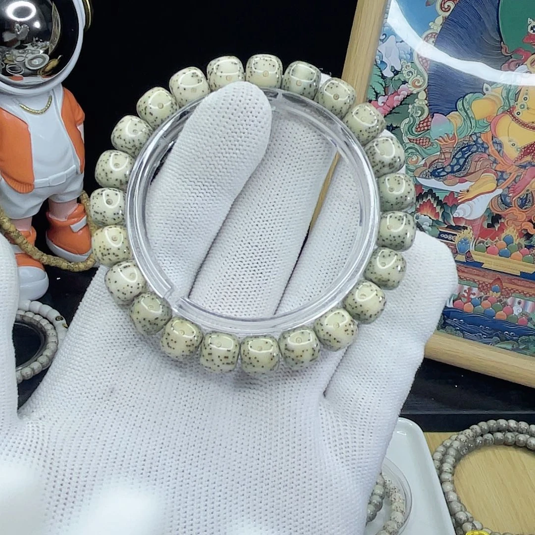 吊坠星月菩提10乘9