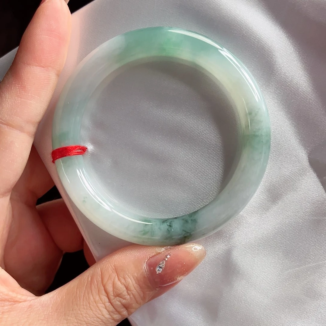 翡翠未镶嵌手镯手镯