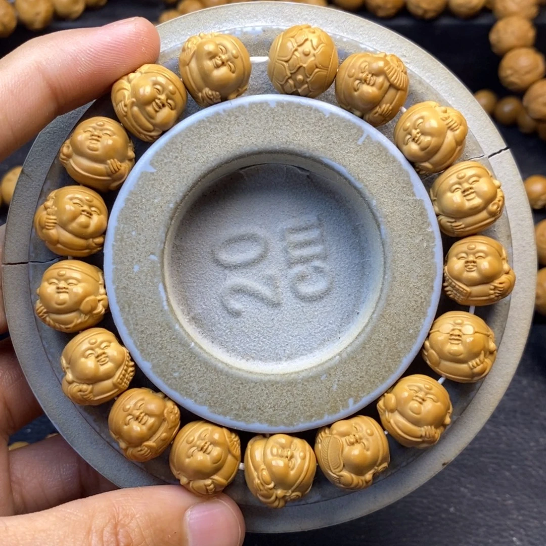 吊坠猴头核桃大歪财神