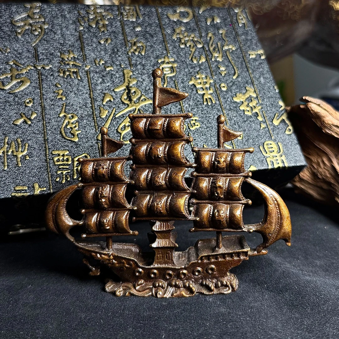 T054复古创意三角旗帆船