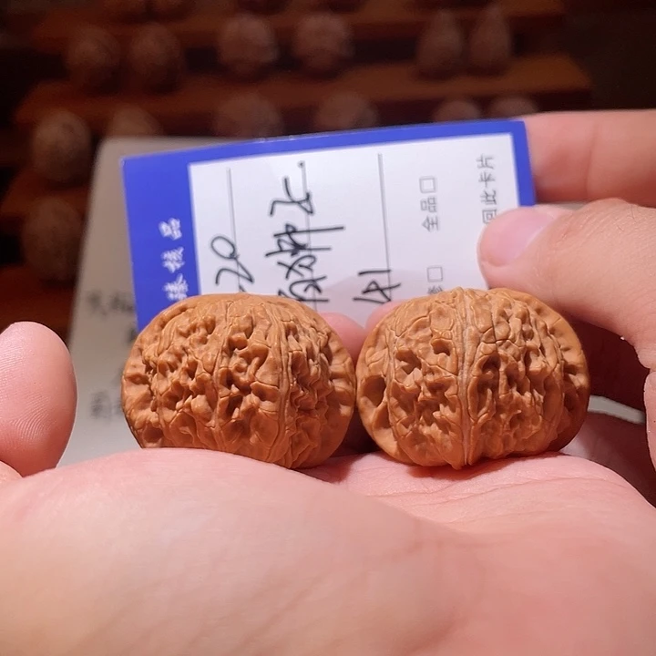 文玩核桃吊坠文玩