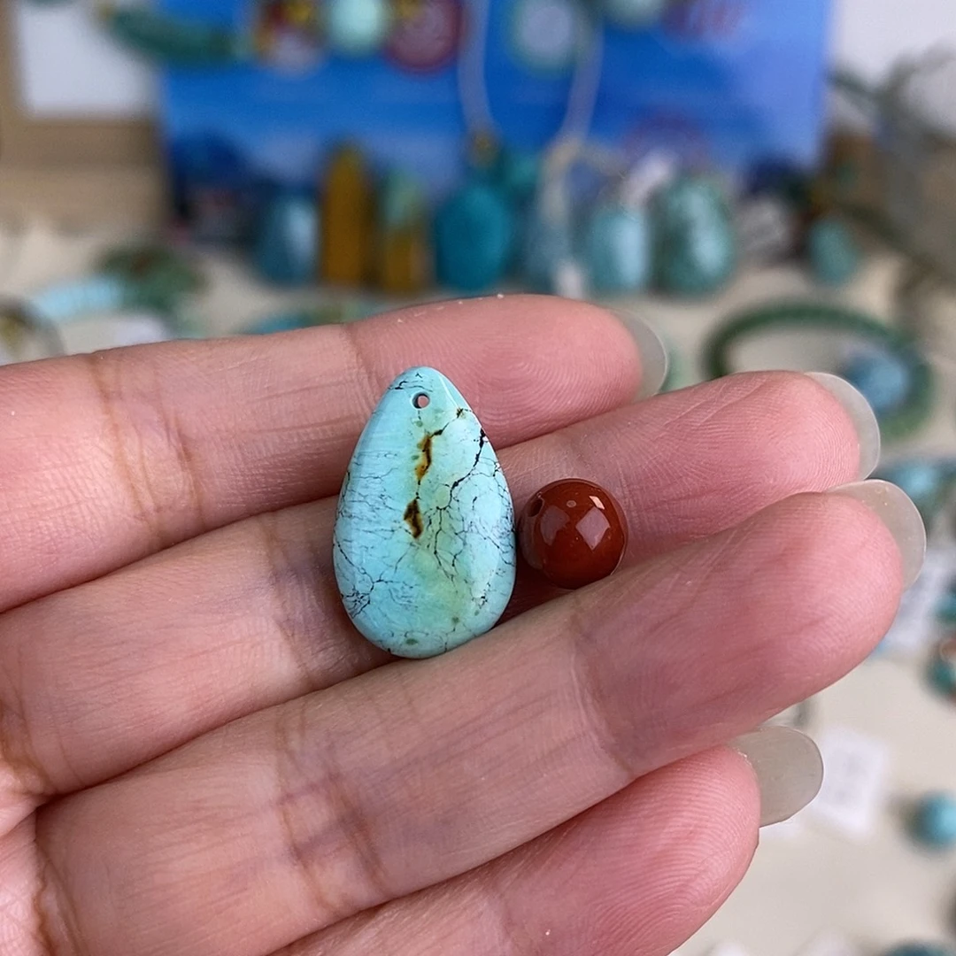 南红玛瑙未镶嵌珠宝奇石