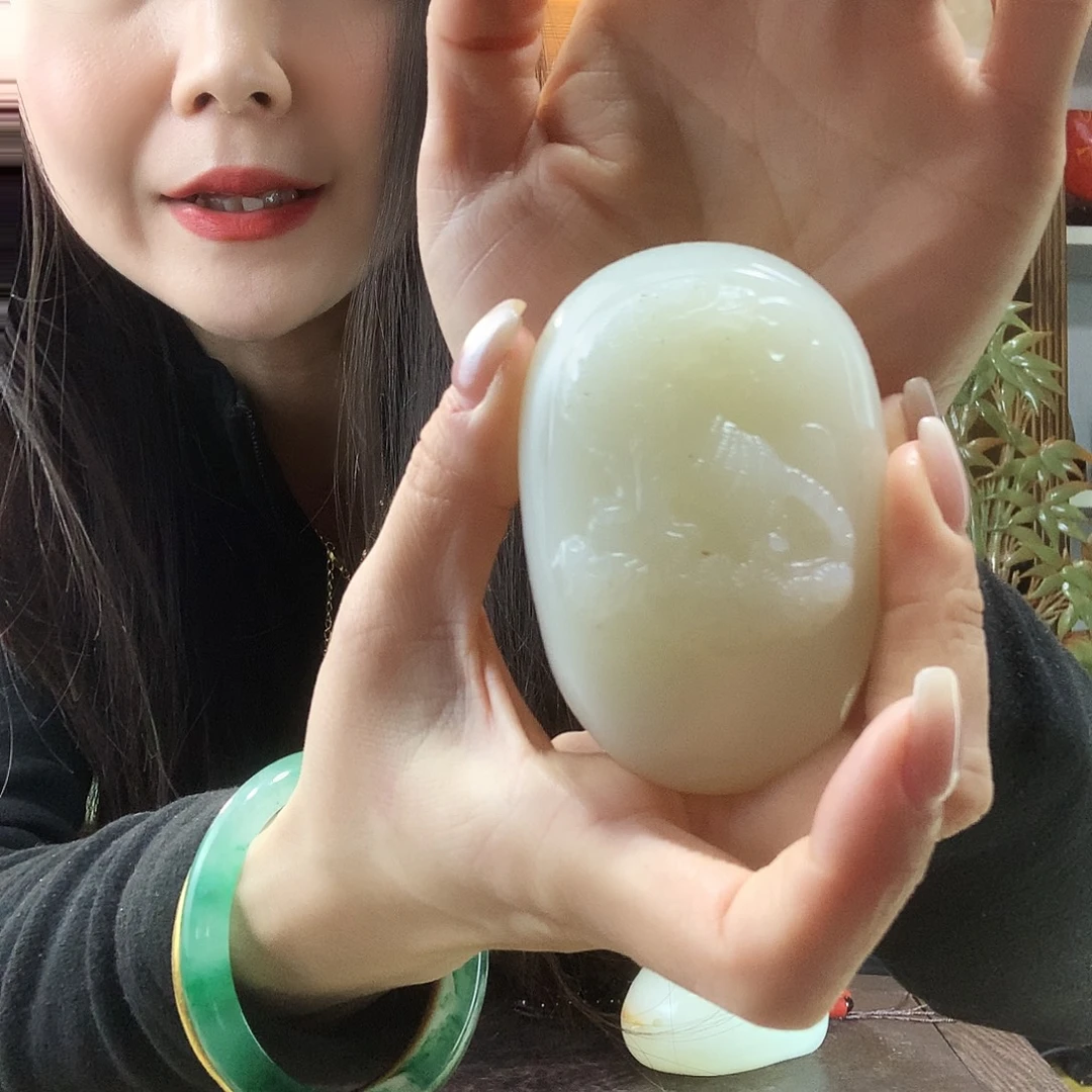 命***定石材古青石手把件