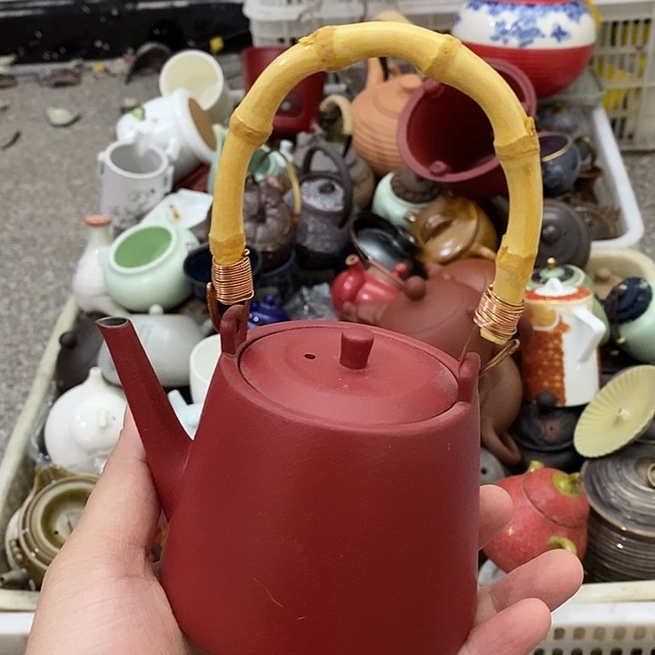 陶瓷艺术品及陶瓷壶