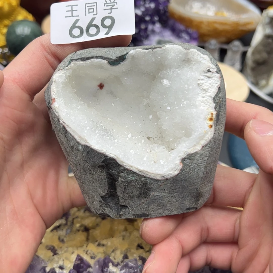 水晶水晶摆件未镶嵌669