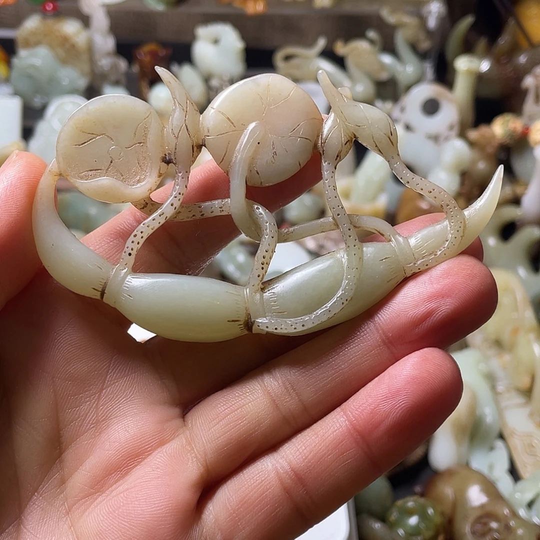 三***哥和田玉（糖玉）未镶嵌颈饰