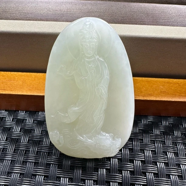 【良润玉业】天然和田玉观音站观音玉牌送挂绳男女款