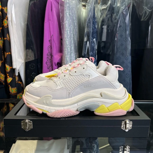 99新 Balenciaga/巴黎世家 triples马卡龙老爹鞋/38码/无盒
