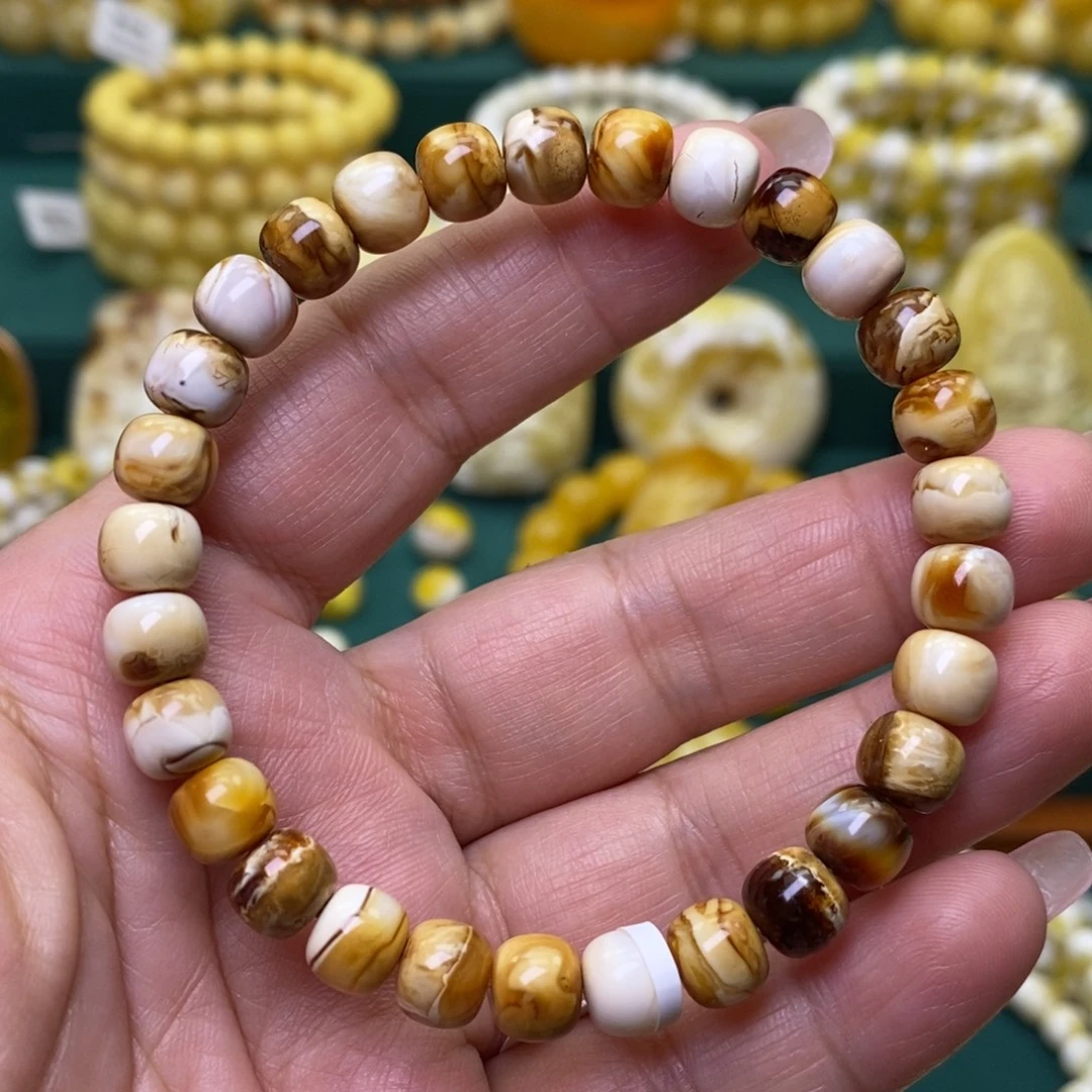 蜜蜡未镶嵌裸石7.5➕