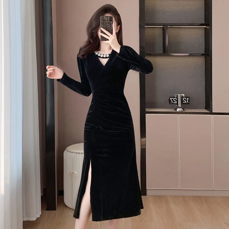 钉珠黑色连衣裙女高端丝绒鱼尾裙开叉包臀裙宴会秋冬礼服女款裙子