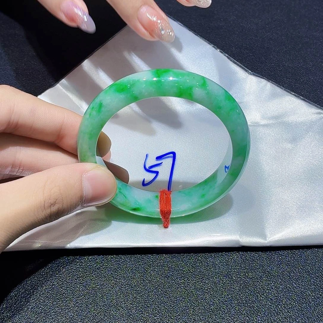 未镶嵌手镯翡翠翡翠手镯