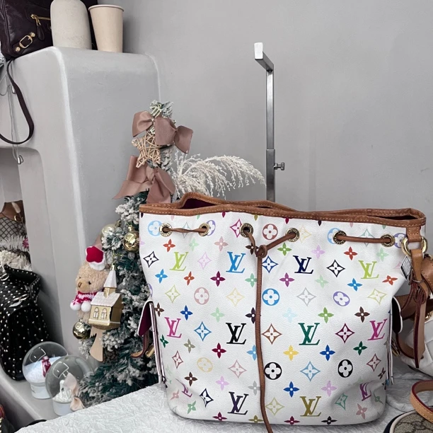 95新 LouisVuitton/路易威登 x95新 路易威登 白三彩 斜挎包